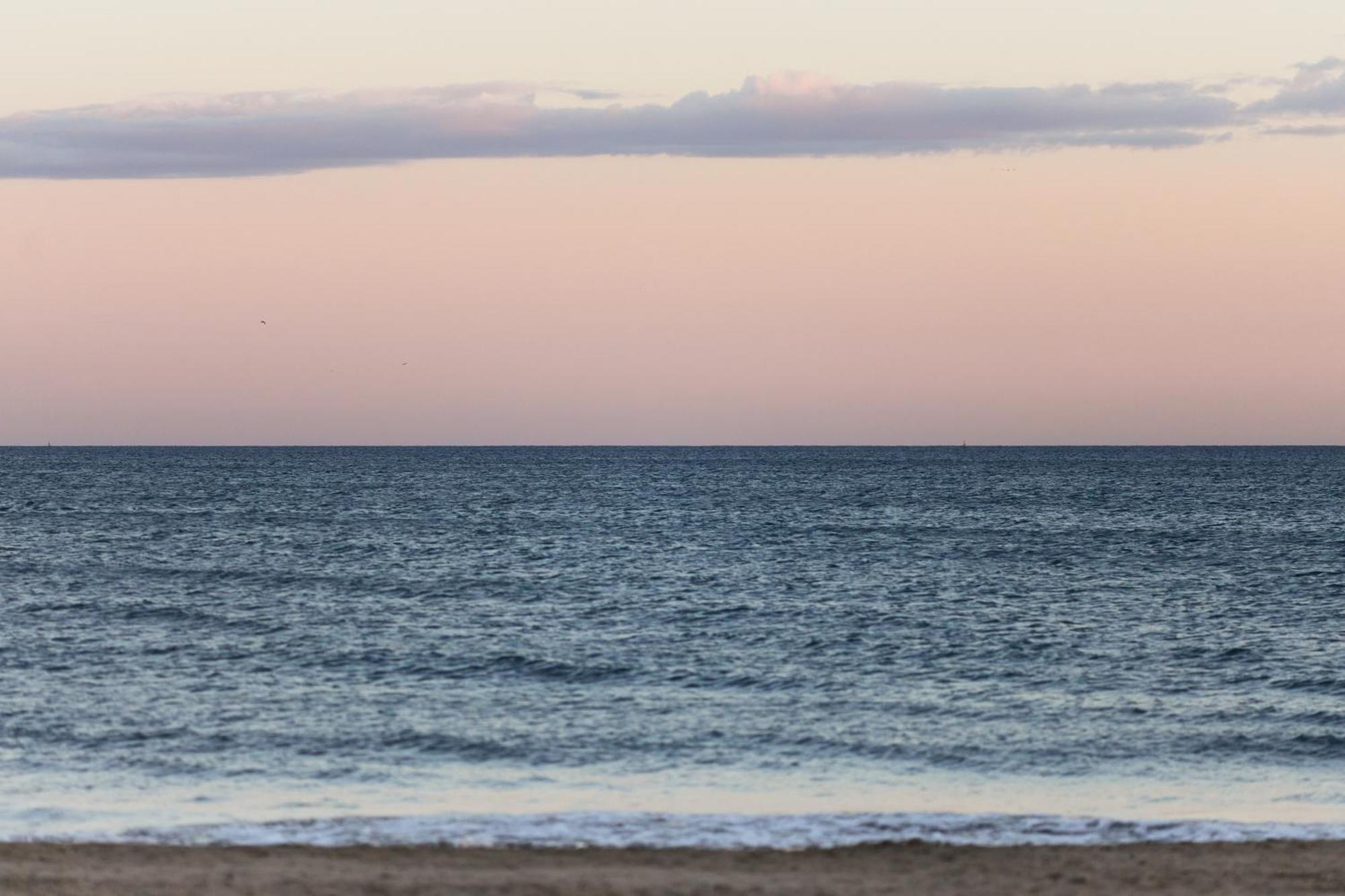 Hôtel Plage Palace&Spa Palavas-les-Flots Exterior foto The Atlantic Ocean at the beach of the resort