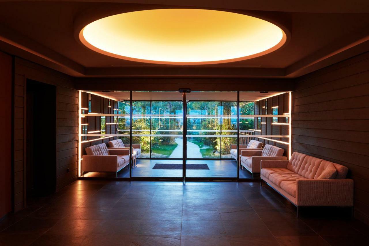 Hôtel Plage Palace&Spa Palavas-les-Flots Exterior foto Entrance to the hotel